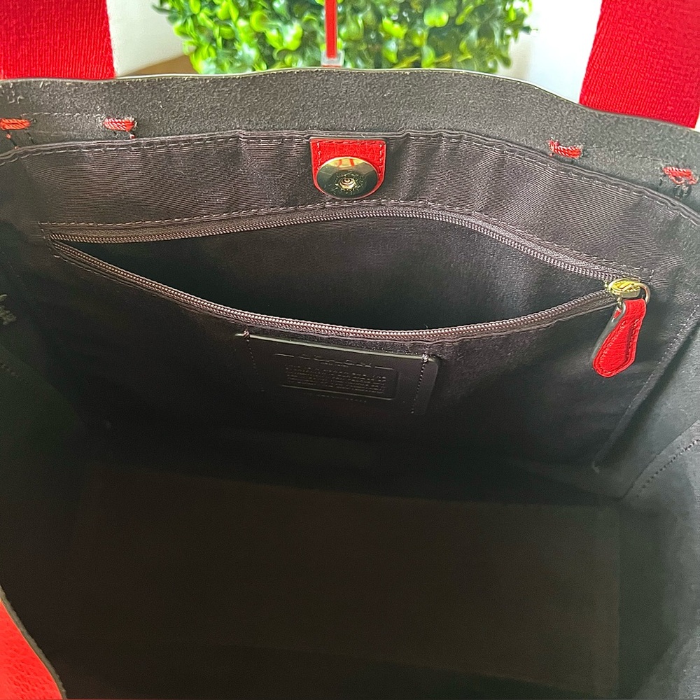 Coach Derby Large Tote Bag Red - Picture 11 of 16